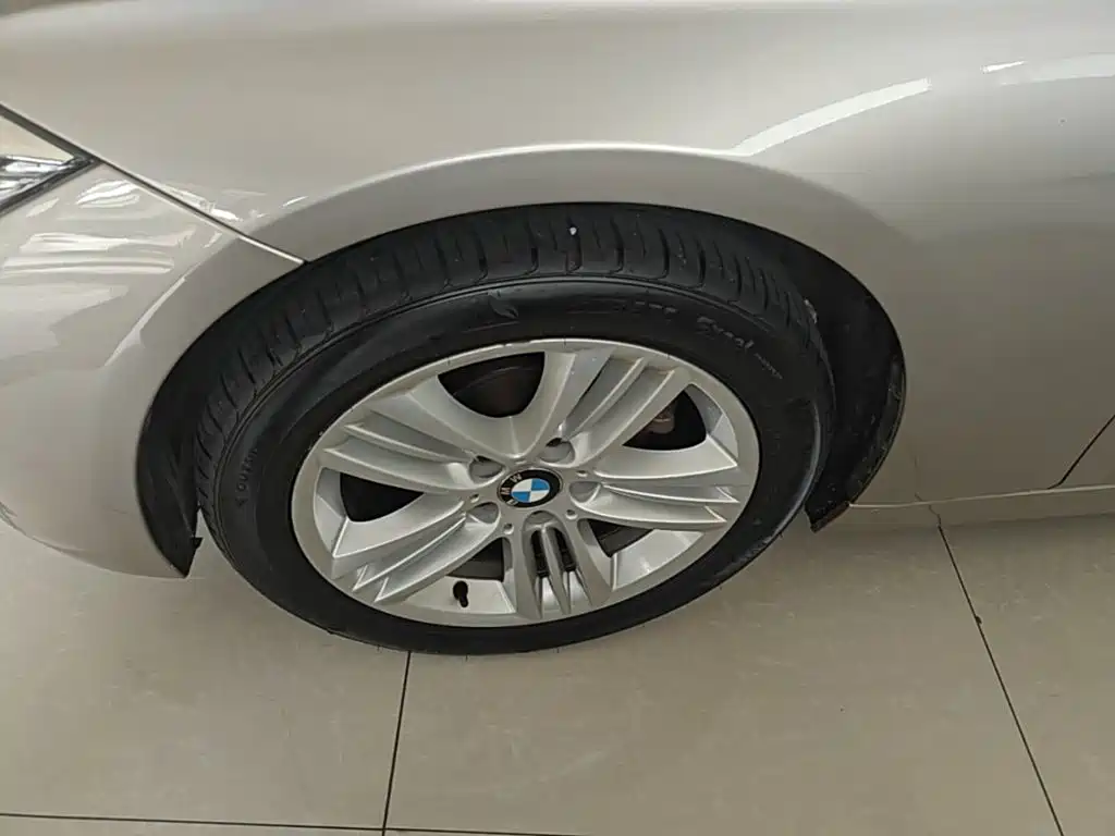 BMW 3 Series — миниатюра 23