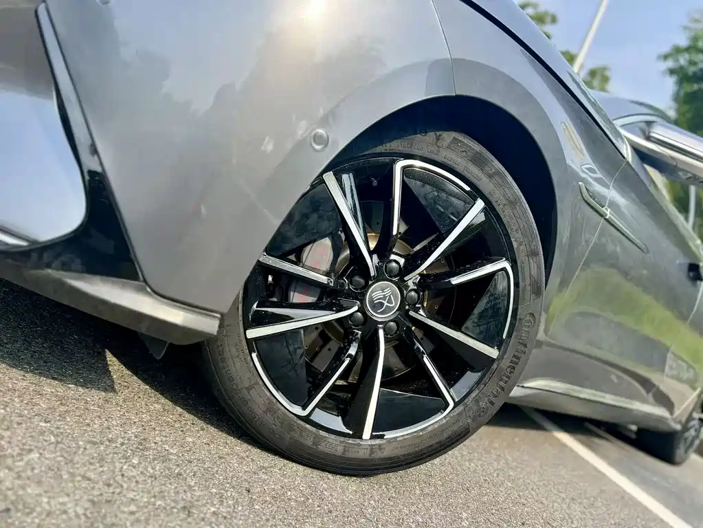 BYD Han — миниатюра 13