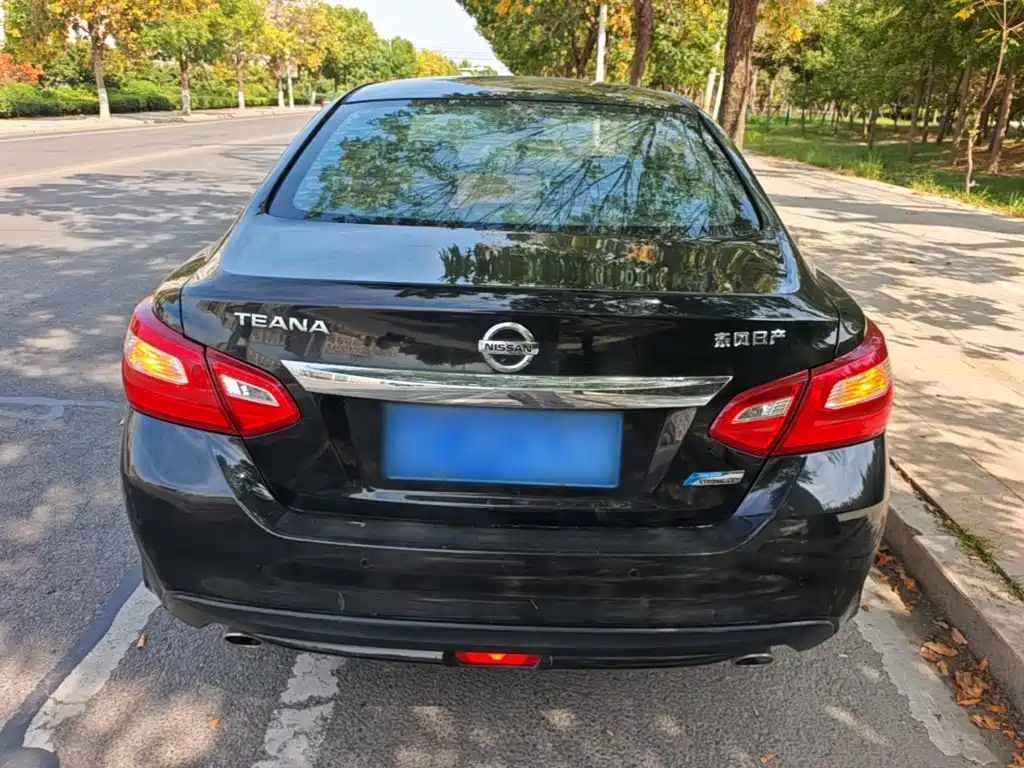 Nissan Teana — миниатюра 6