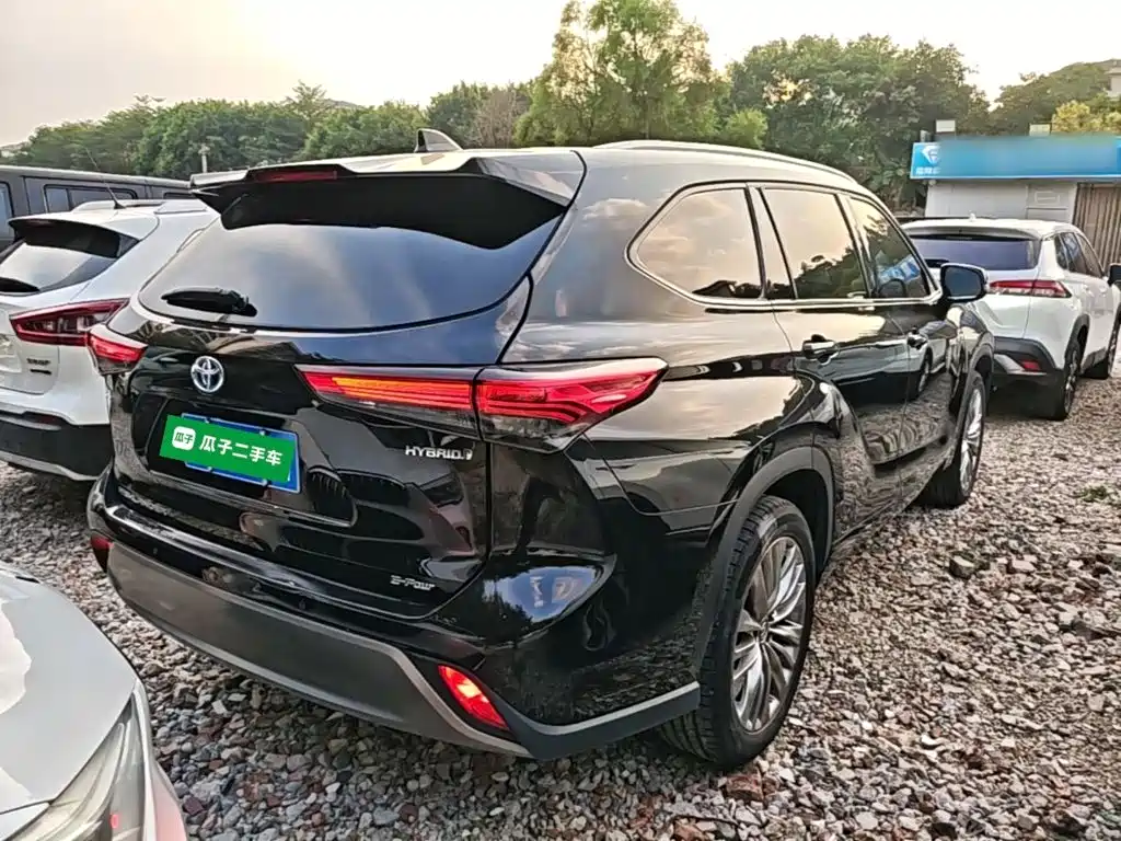 Toyota Highlander — миниатюра 7