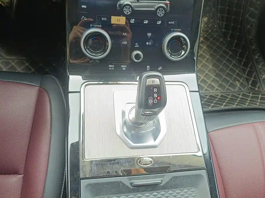 Land Rover Evoque — миниатюра 16