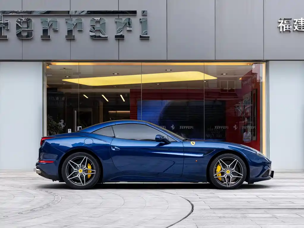 Ferrari California T 2015 3.9T