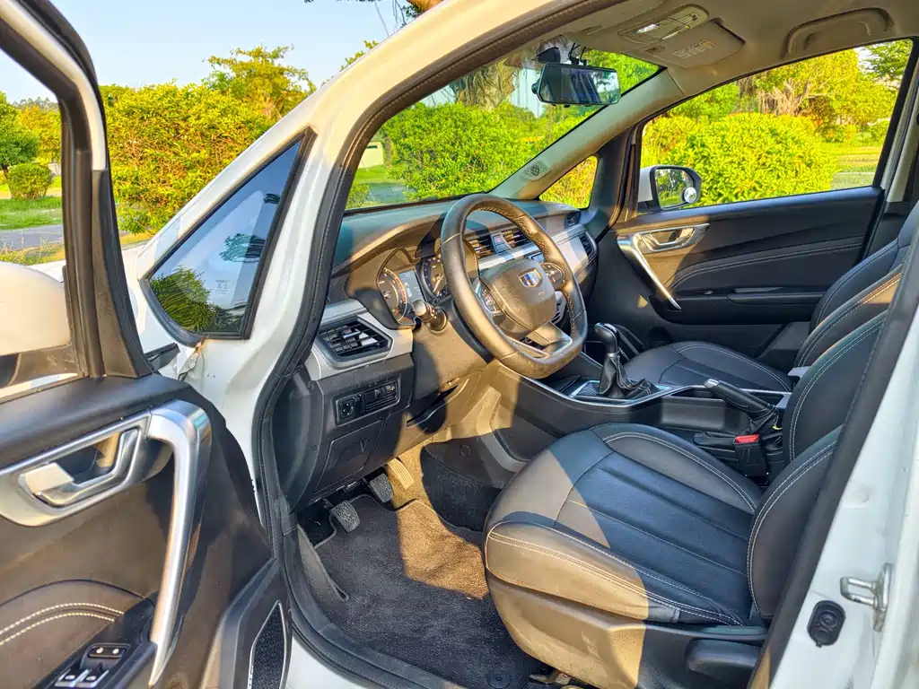 Geely Vision X3 — миниатюра 12