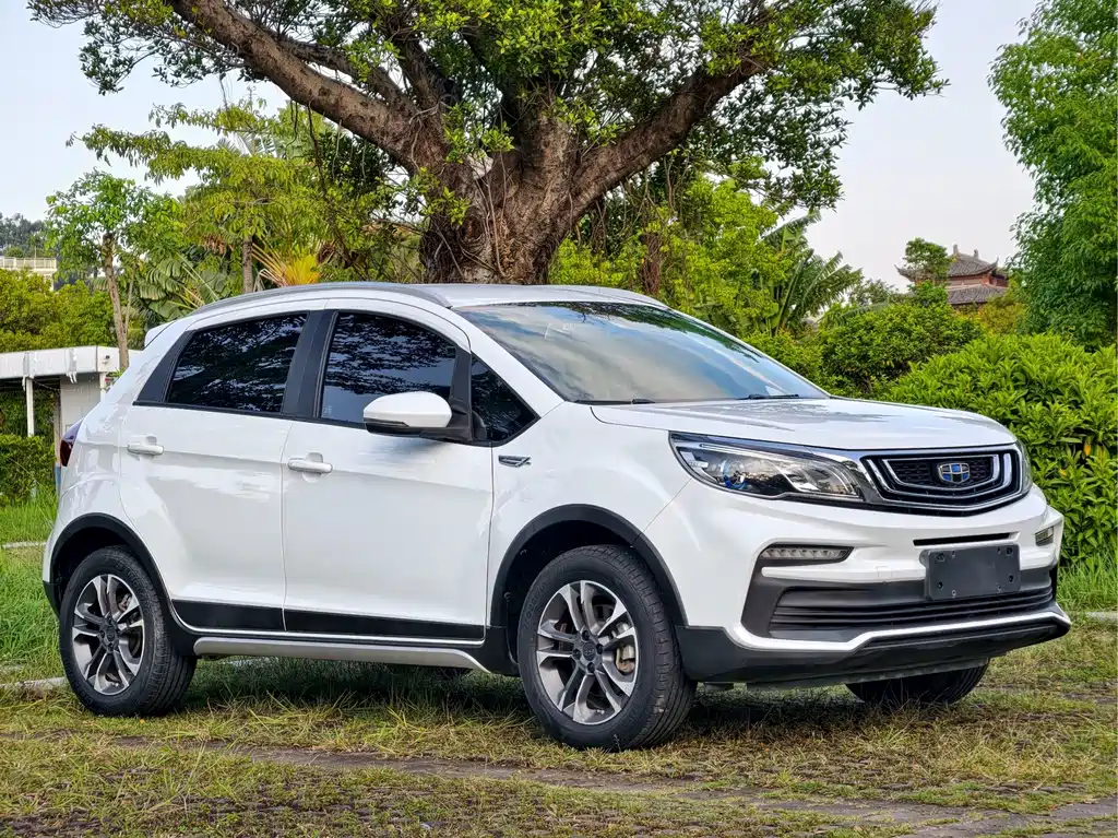 Geely Vision X3 — миниатюра 8