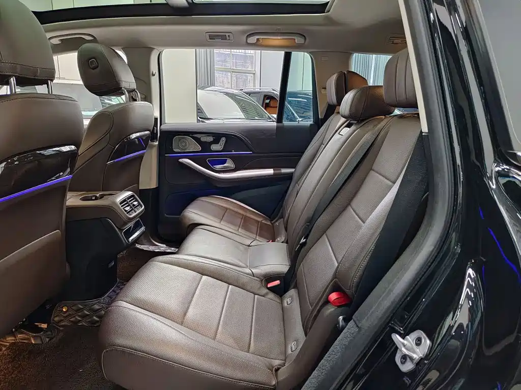 Mercedes-Benz GLS — миниатюра 8