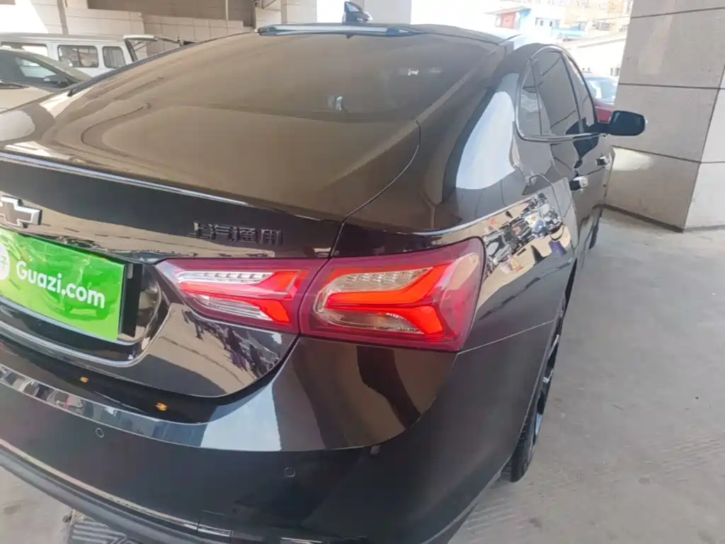 Chevrolet Malibu XL — миниатюра 8