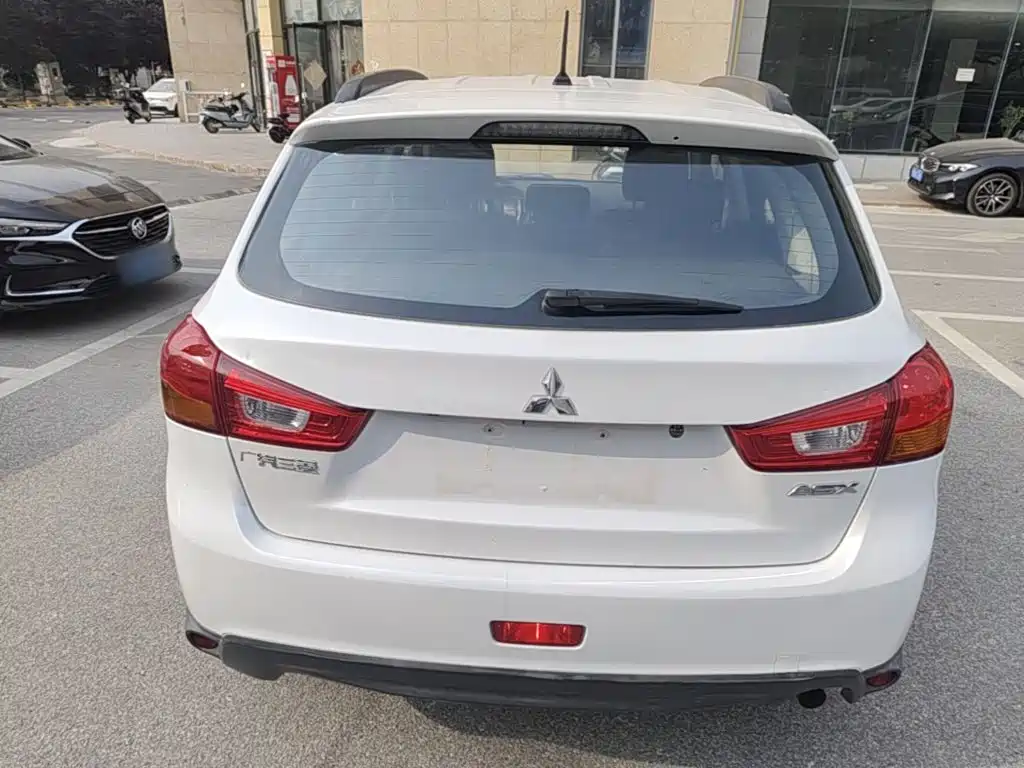 Mitsubishi ASX — миниатюра 6
