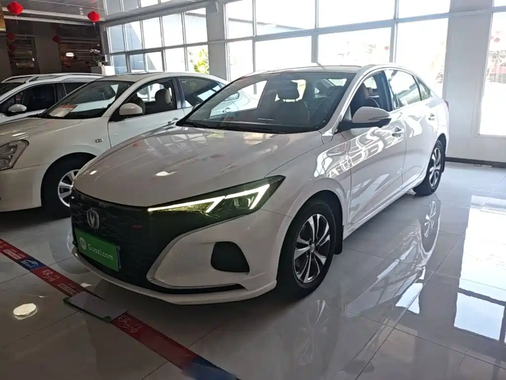 Changan Eado — миниатюра 2
