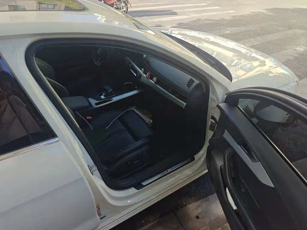 Audi A4L — миниатюра 18