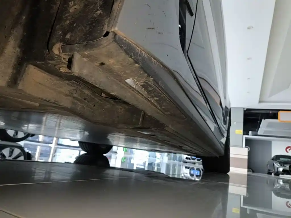 BMW i4 — миниатюра 22