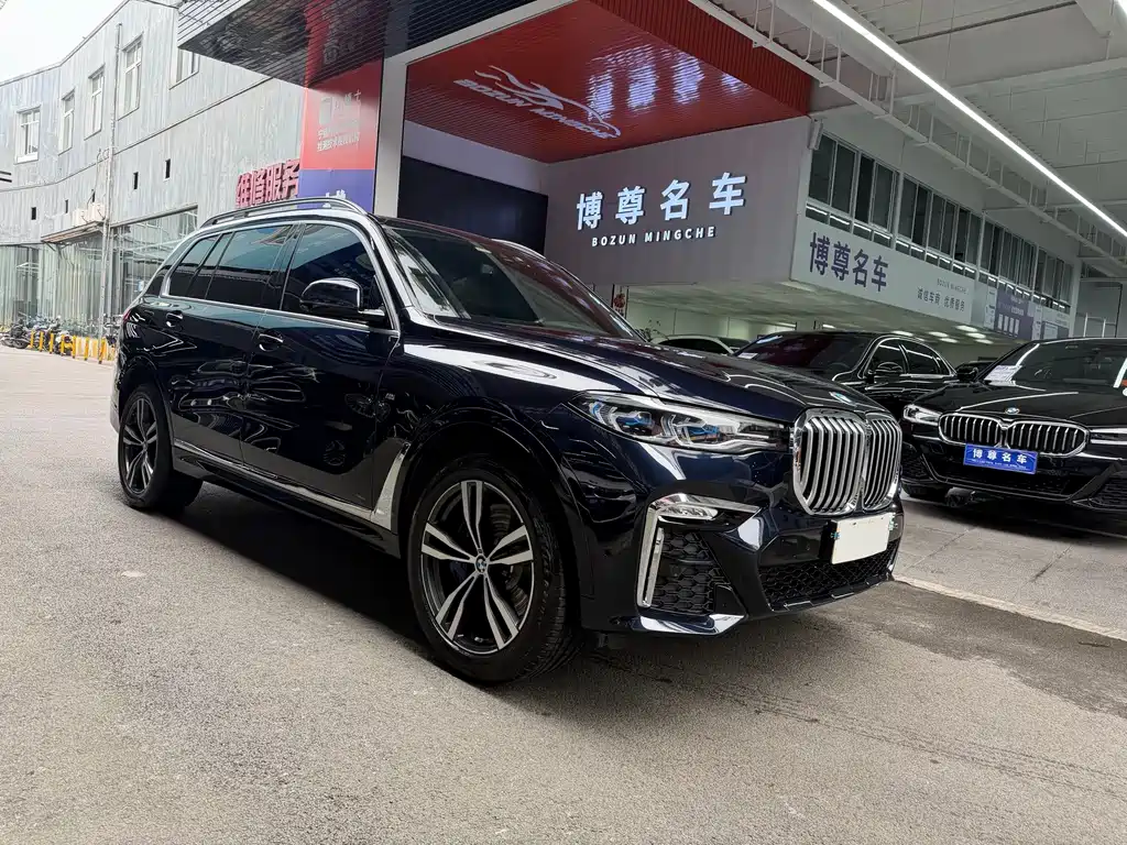 BMW X7 — миниатюра 3