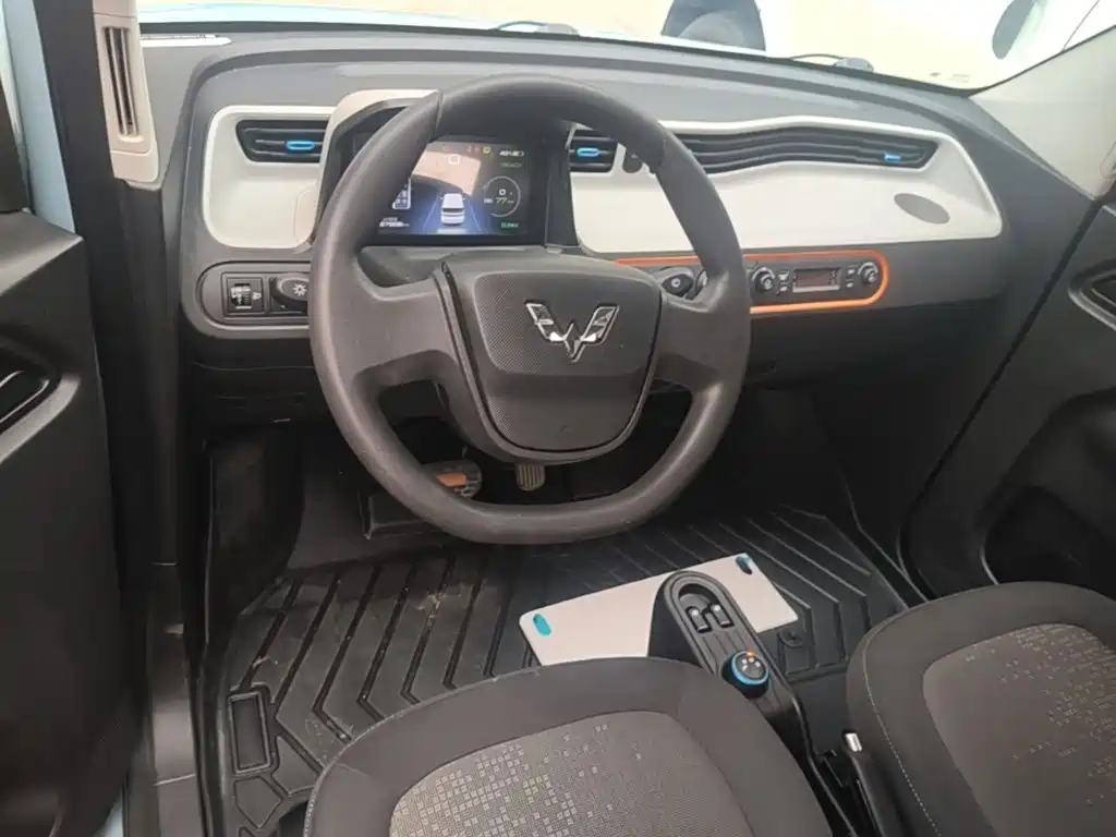 Wuling MINIEV — миниатюра 10