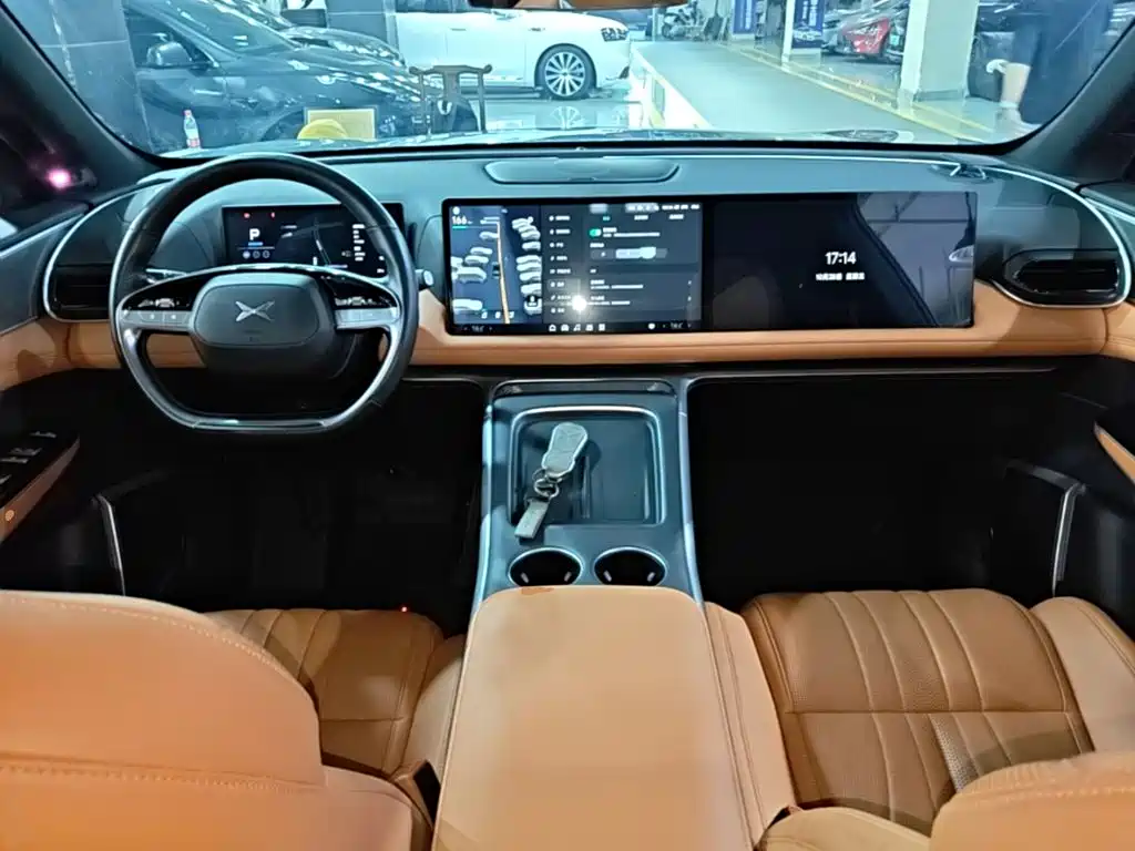 XPeng G9 — миниатюра 10