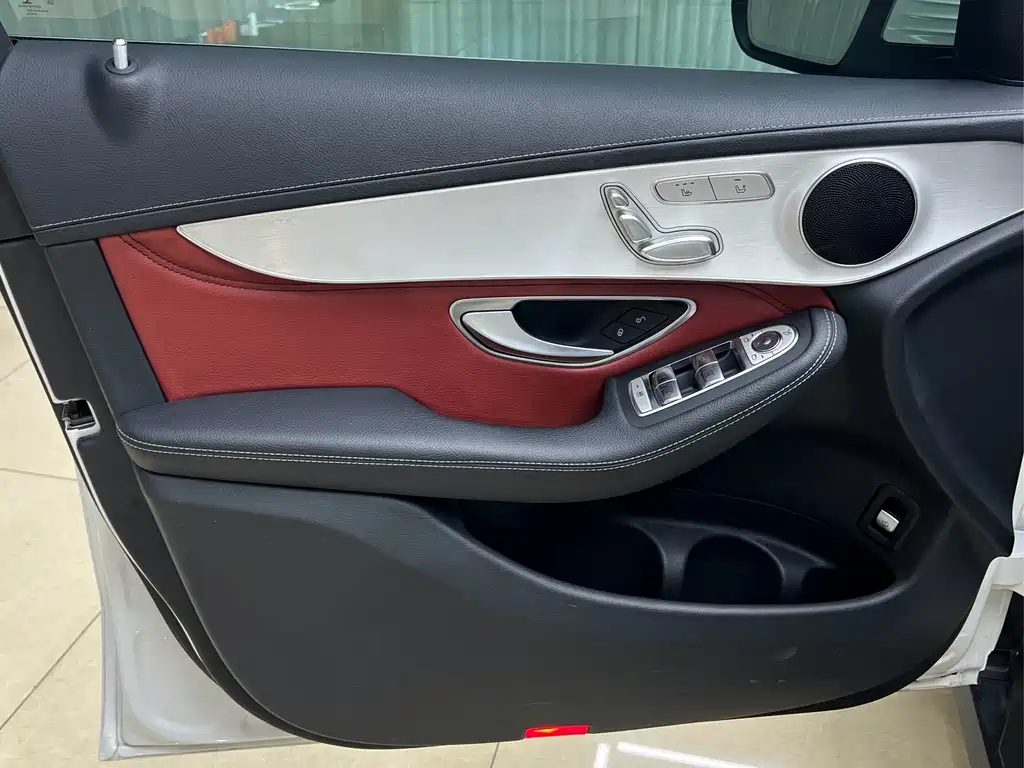 Mercedes-Benz GLC 2020 GLC 260 L 4MATIC Luxury