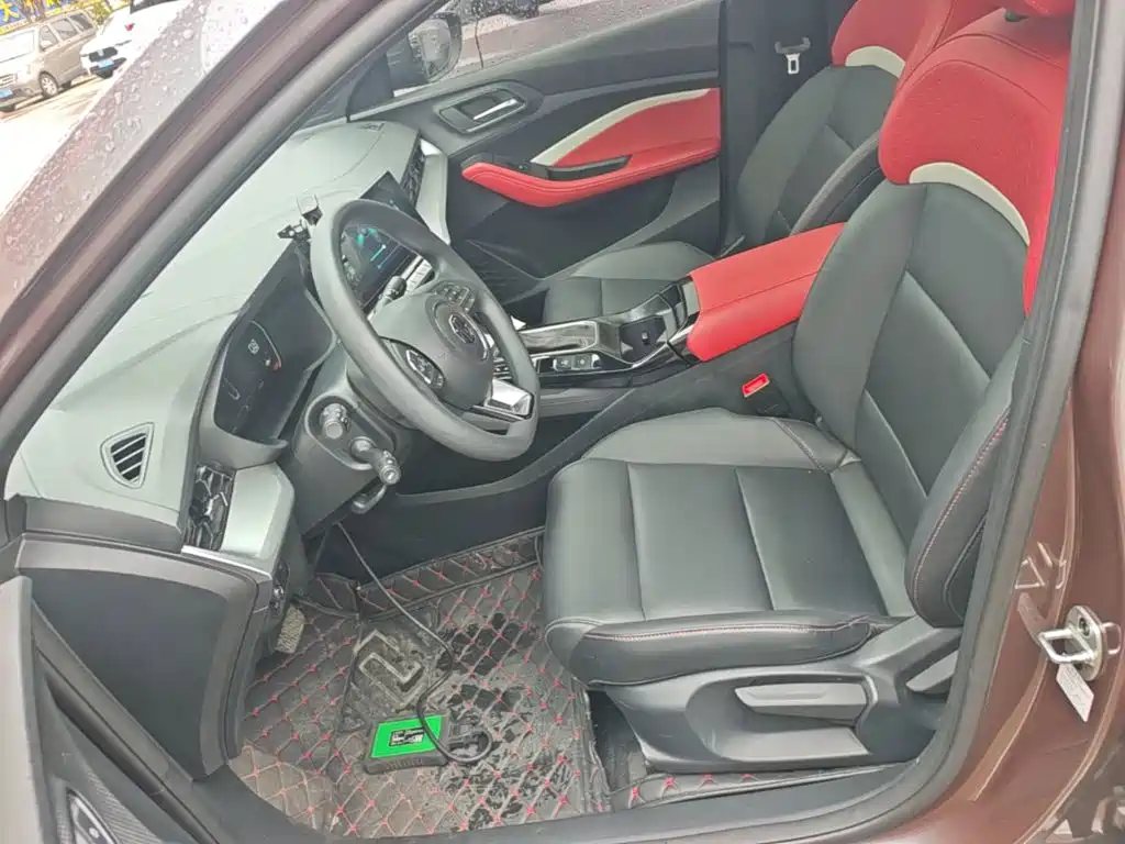 MG MG5 — миниатюра 15