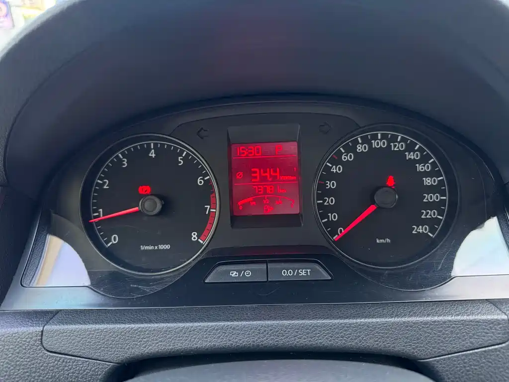 Volkswagen Santana 2015 1.6L AT Comfort