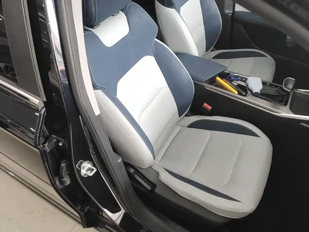 Geely Emgrand — миниатюра 20