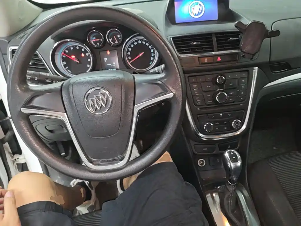 Buick Encore — миниатюра 10