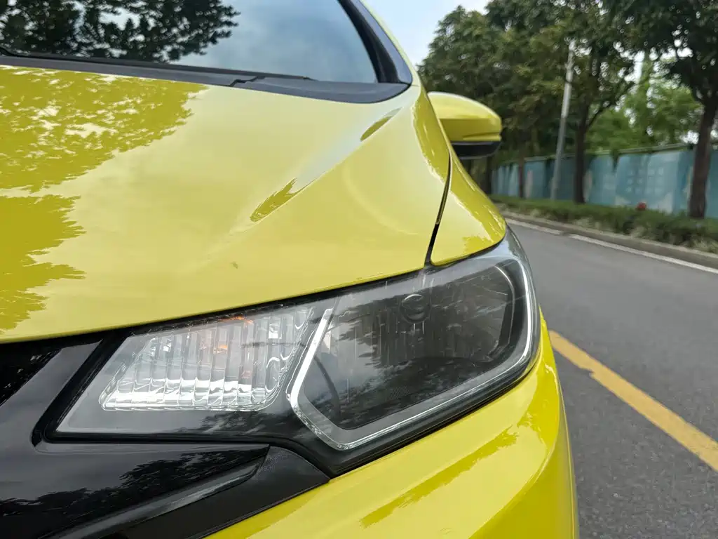 Honda Fit — миниатюра 13