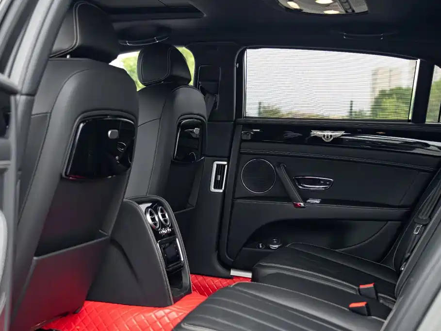 Bentley Flying Spur — миниатюра 9
