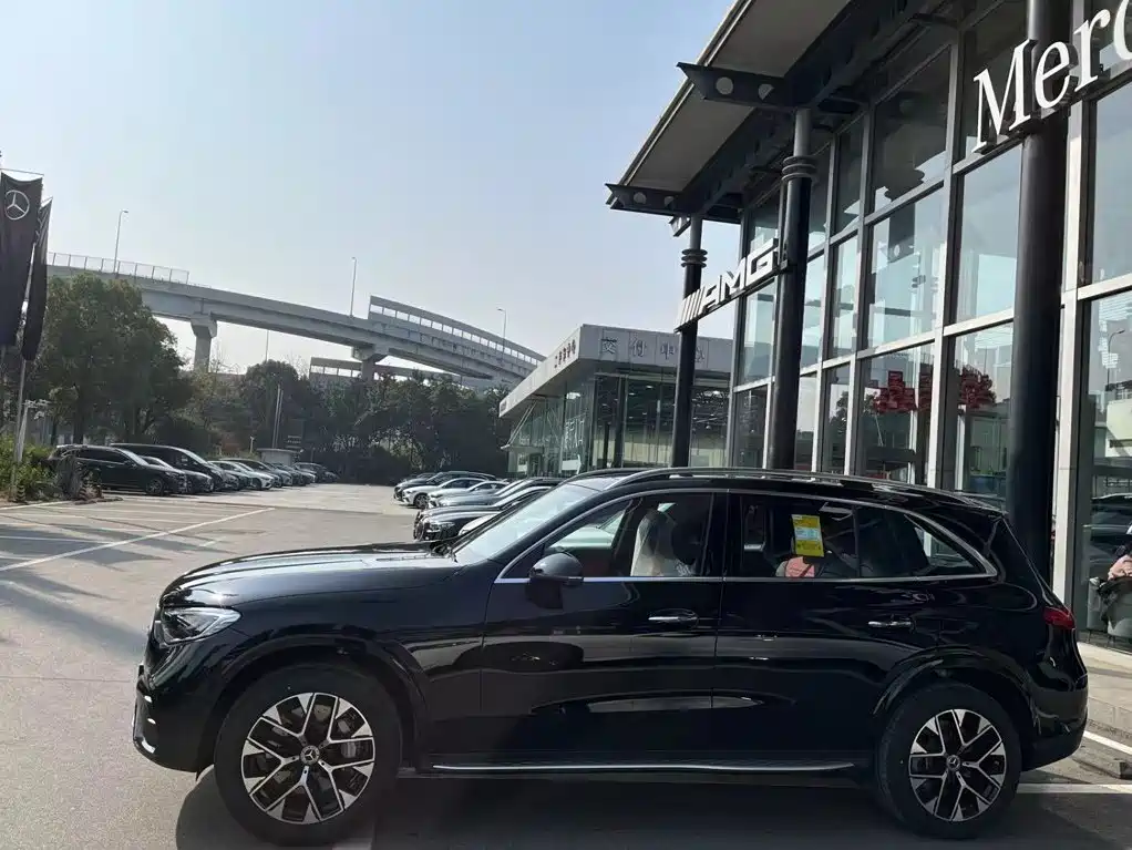 Mercedes-Benz GLC New Energy — миниатюра 5