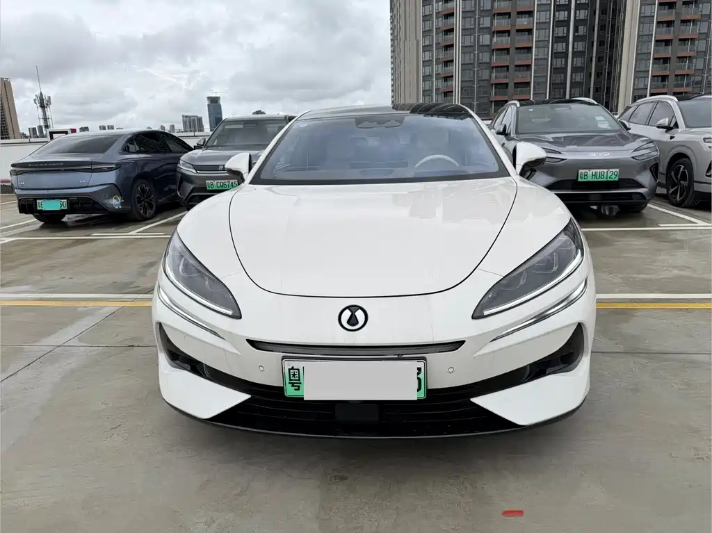 Denza Z9GT