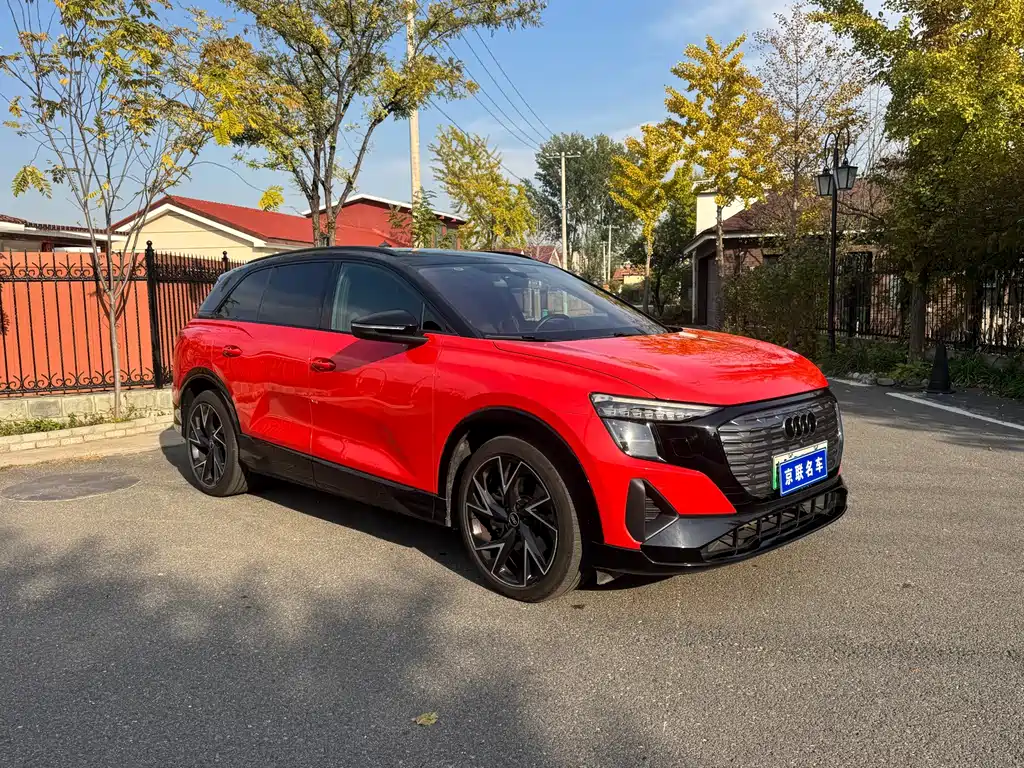 Audi Q5 e-tron — миниатюра 3