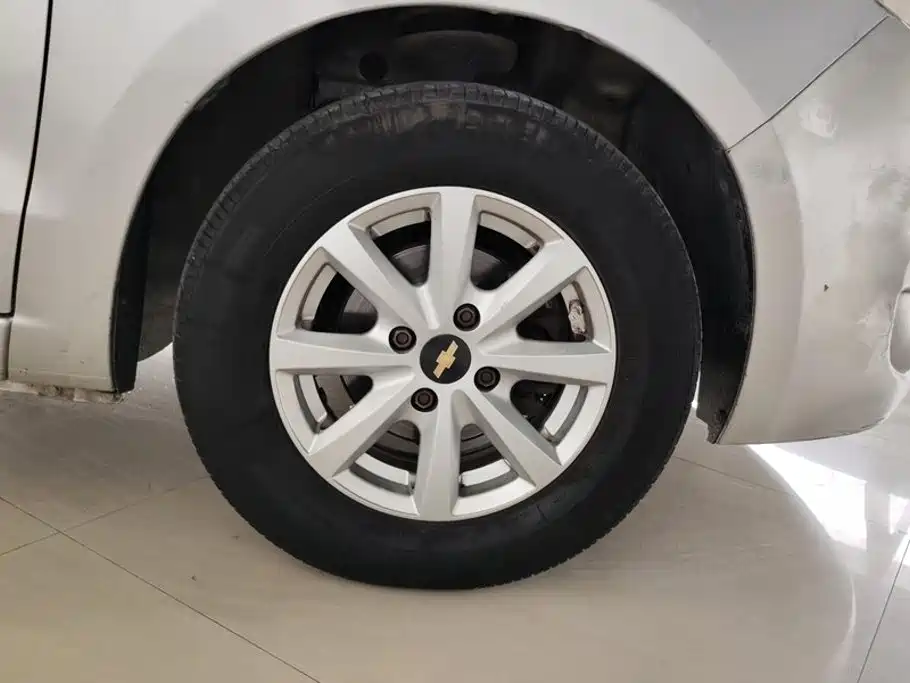 Chevrolet Sail — миниатюра 6
