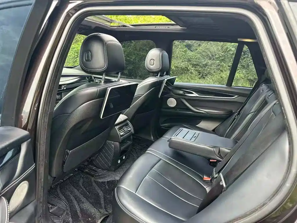 BMW X5 (Import) — миниатюра 31