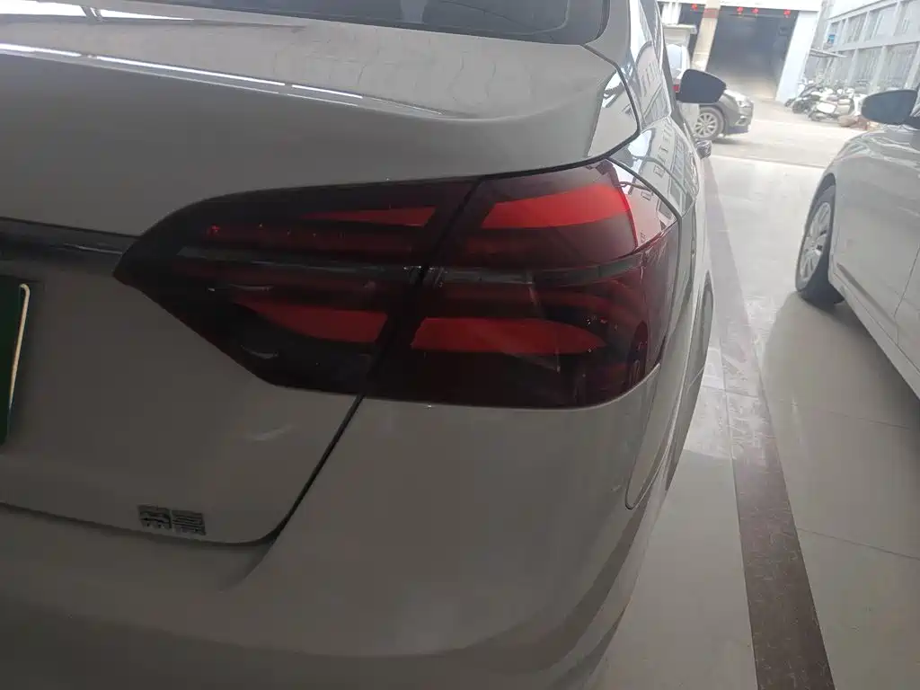 Geely Emgrand — миниатюра 24