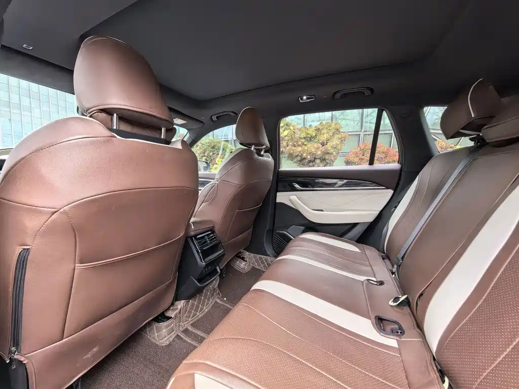 Geely Xingyue L — миниатюра 8