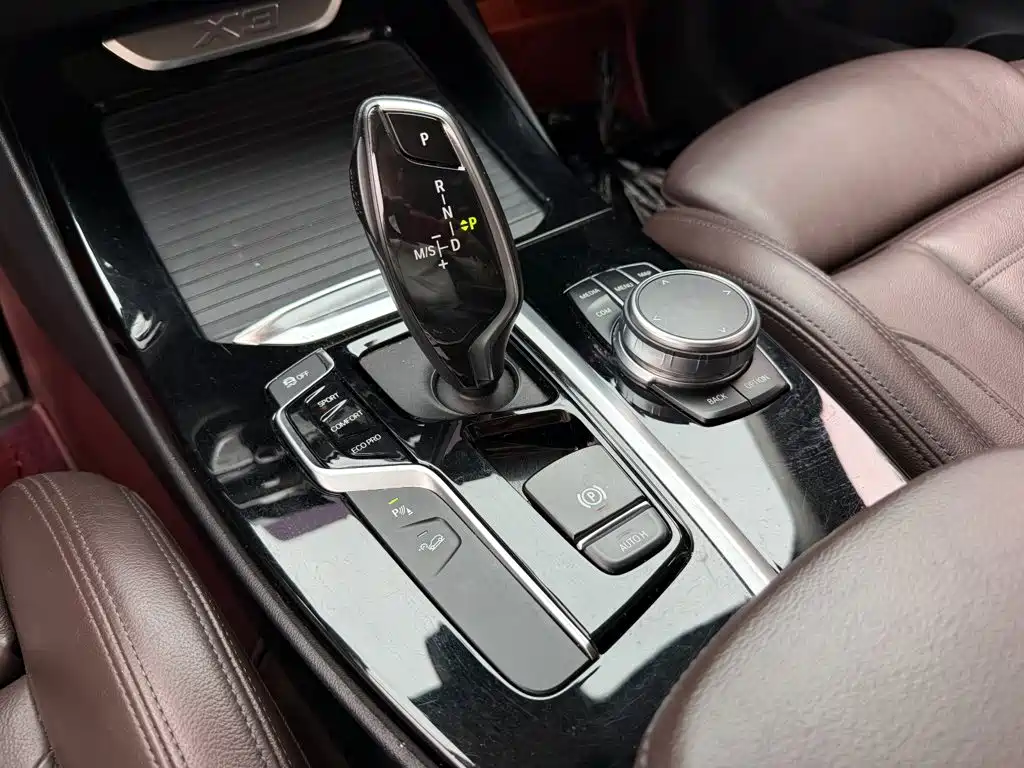 BMW X3 — миниатюра 9