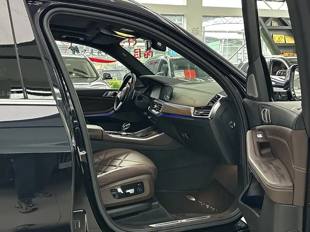 BMW X5 — миниатюра 11