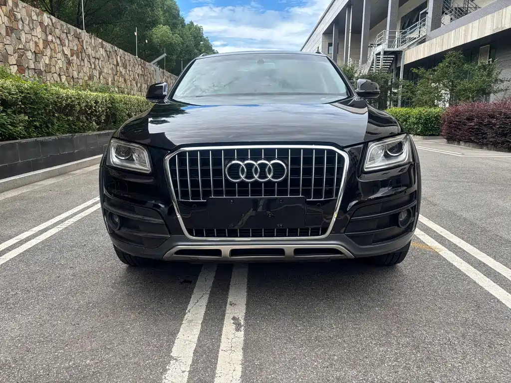 Audi Q5 2017 Plus 40 TFSI Comfort