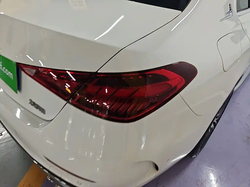 Mercedes-Benz C-Class — миниатюра 8