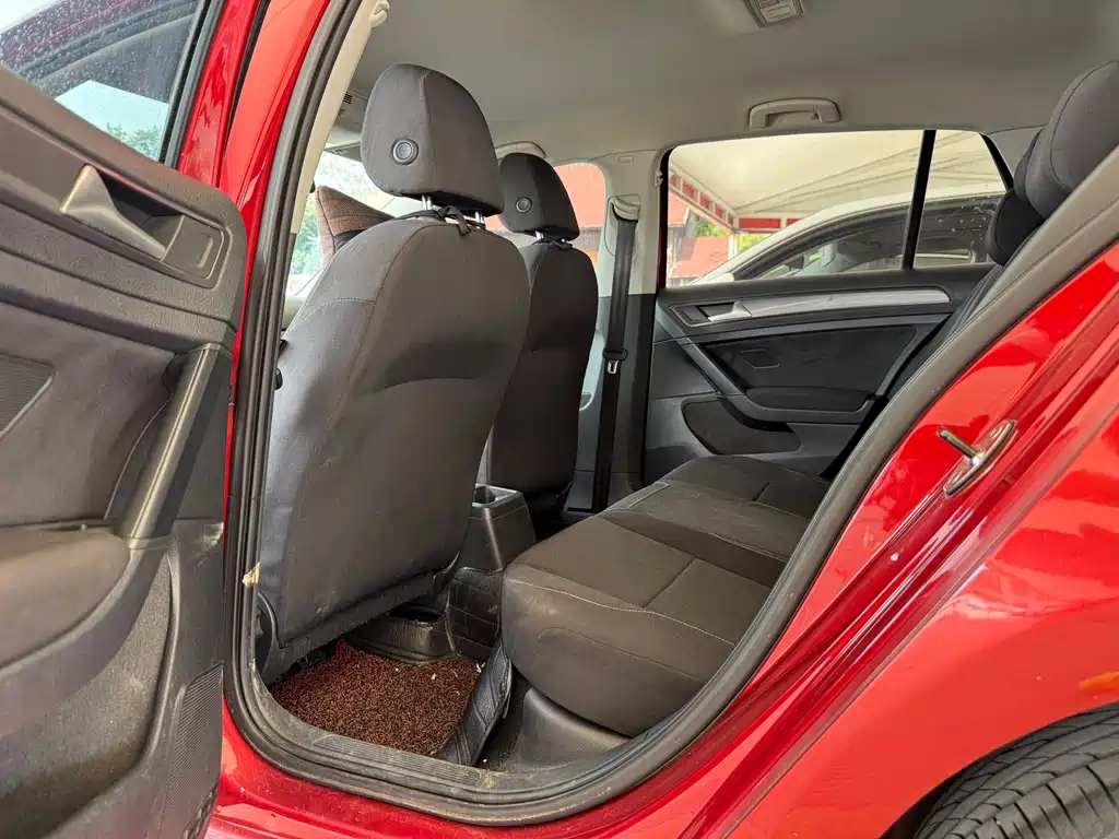 Volkswagen Golf — миниатюра 4