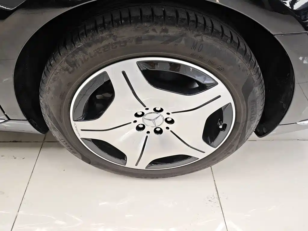 Mercedes-Benz S-Class — миниатюра 10