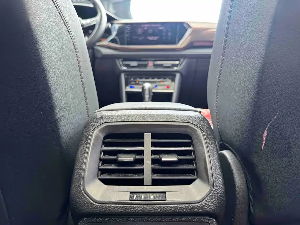 Volkswagen Tharu — миниатюра 18