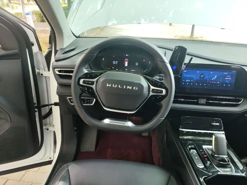 Wuling Victory — миниатюра 11
