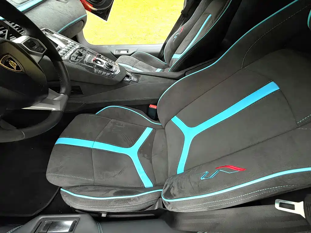 Lamborghini Aventador 2011 LP 700-4