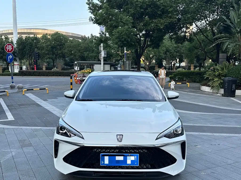 Roewe i5 — миниатюра 2