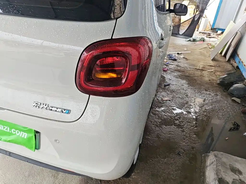 Wuling Mini EV MINIEV 2025