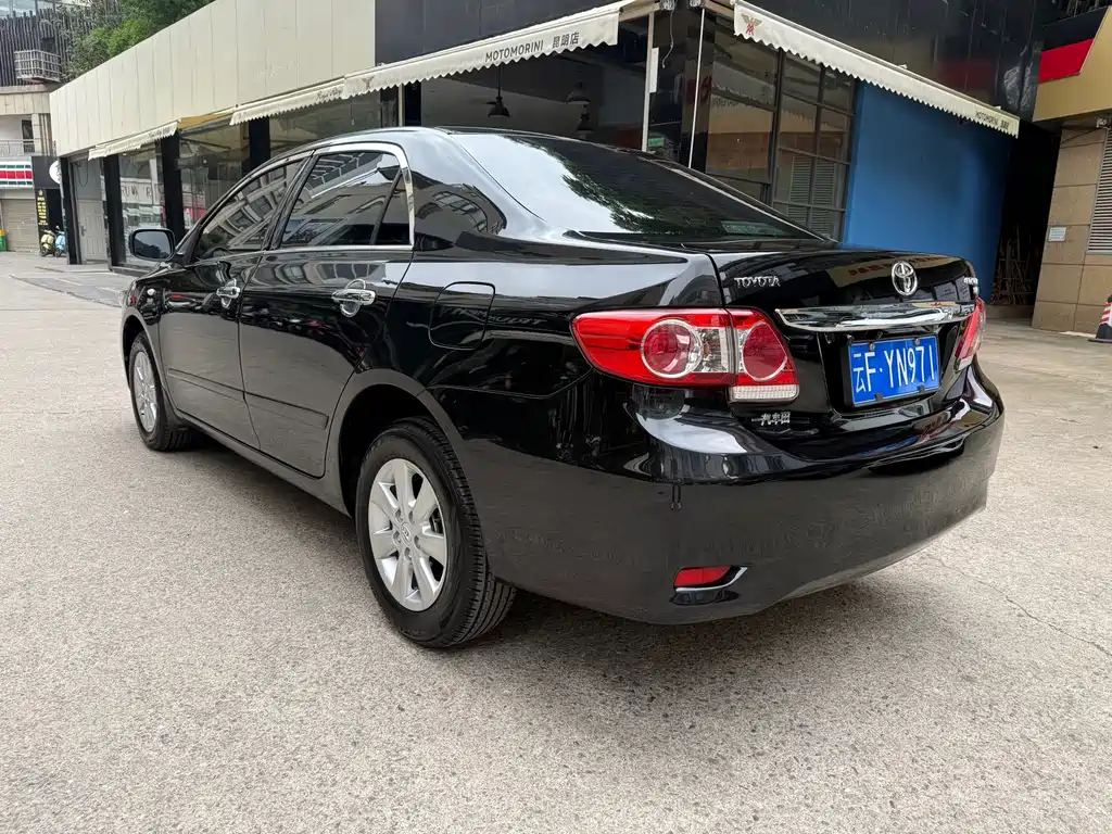 Toyota Corolla — миниатюра 3