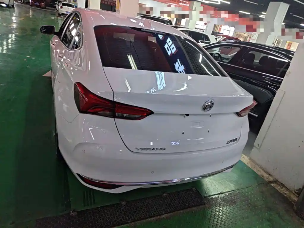 Buick Verano — миниатюра 6