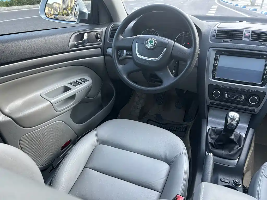 Skoda Octavia — миниатюра 18