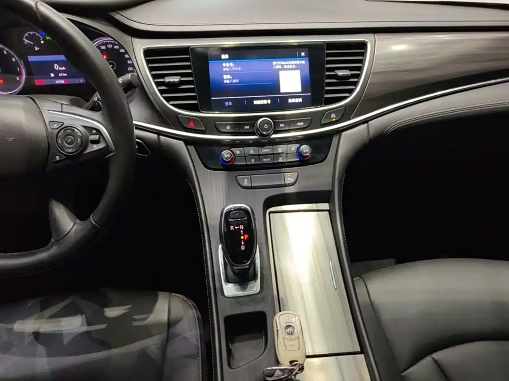 Buick LaCrosse — миниатюра 13