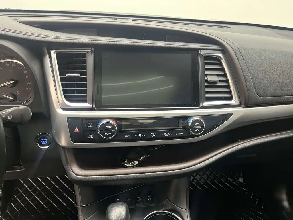 Toyota Highlander — миниатюра 23