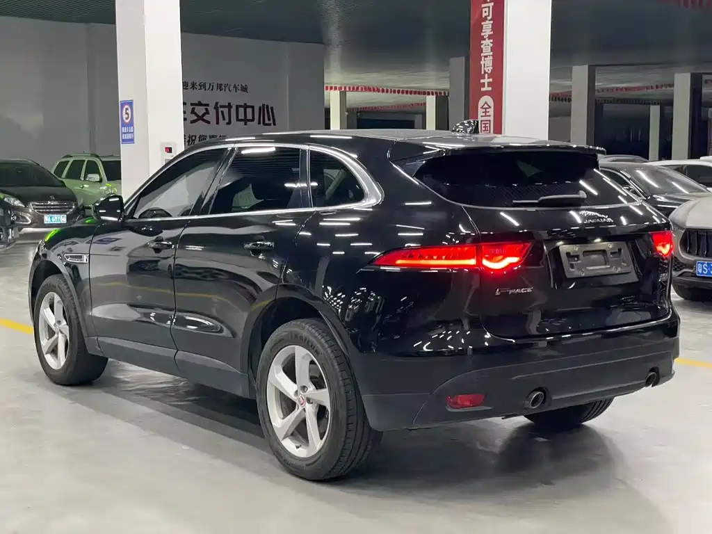 JAGUAR F PACE