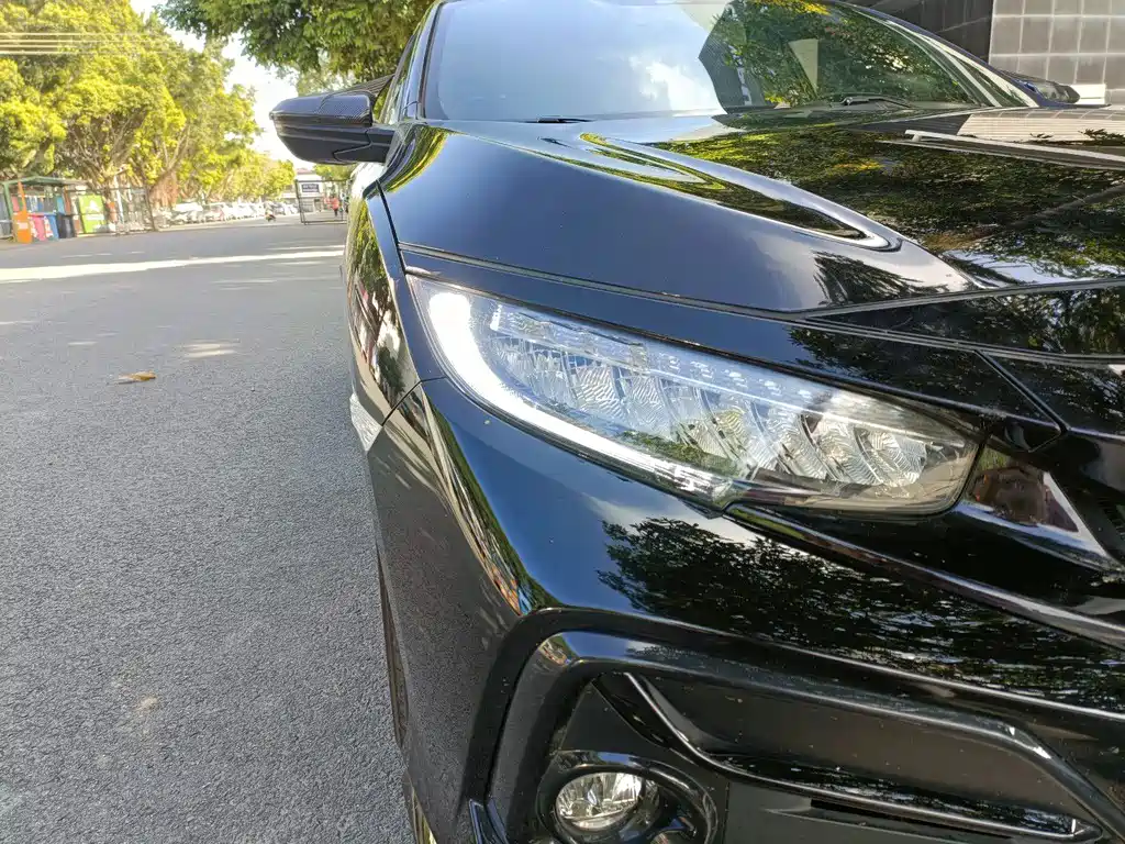 Honda Civic — миниатюра 4