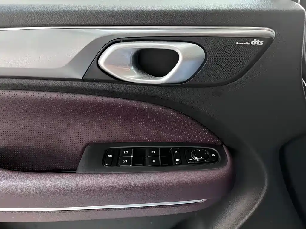 GAC Motor Trumpchi M6 — миниатюра 5